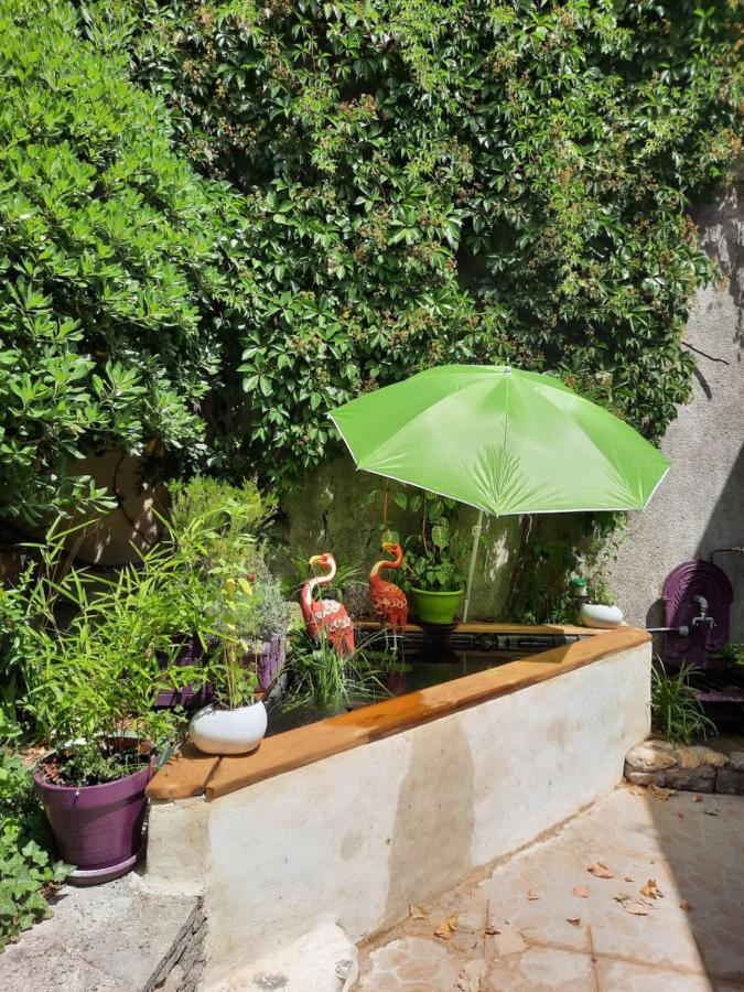 Louminai Bed & Breakfast Donzere Exterior photo