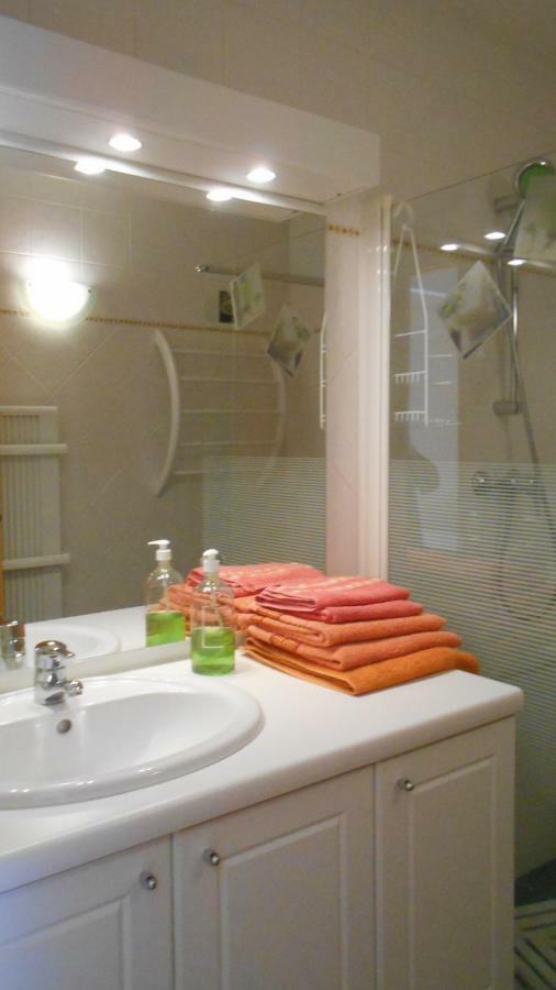 Louminai Bed & Breakfast Donzere Exterior photo