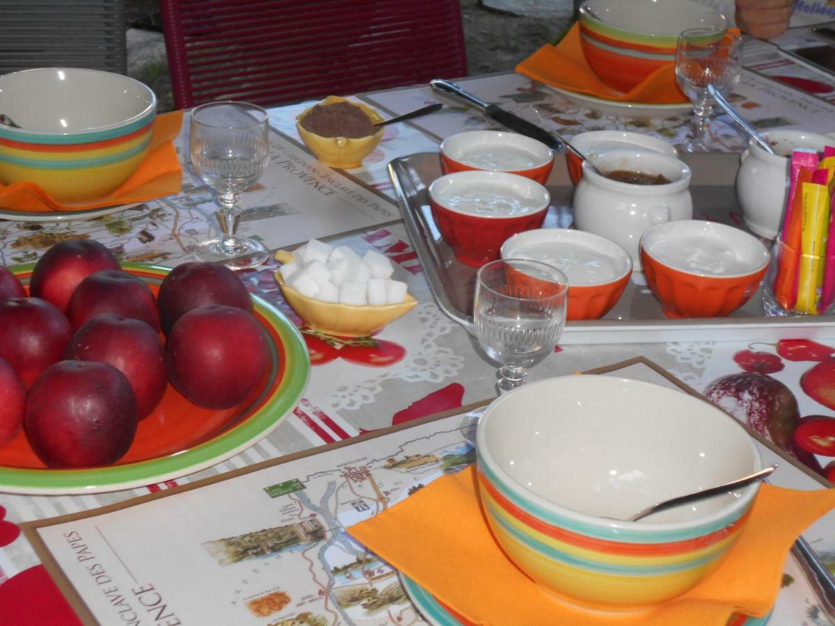Louminai Bed & Breakfast Donzere Exterior photo